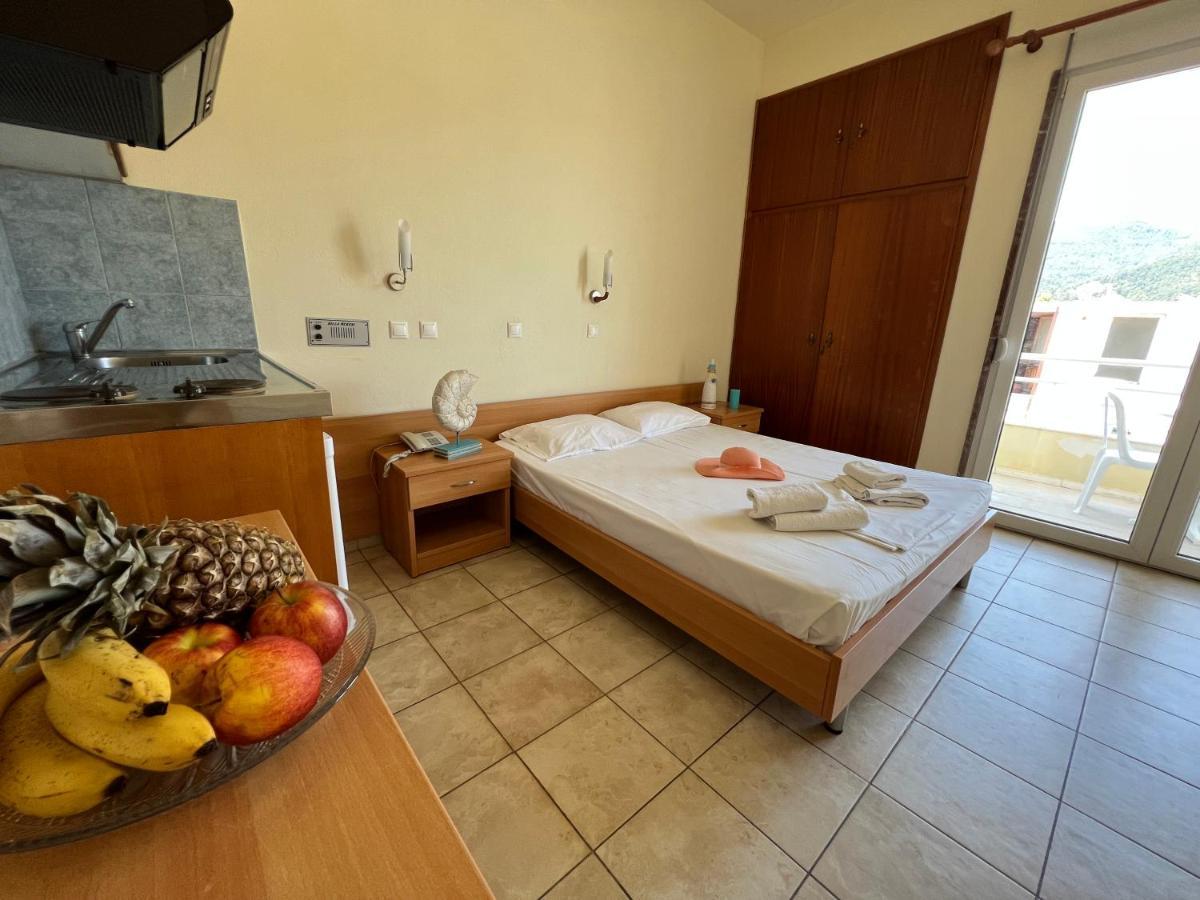 Villa Meresi - Thassos Town Center Bagian luar foto